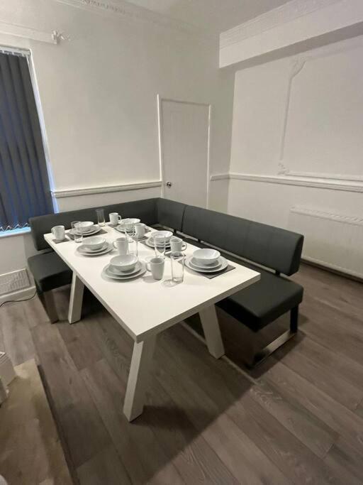Home From Home Manchester Ngoại thất bức ảnh